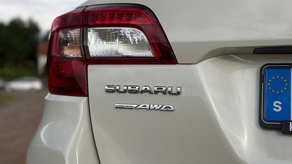 Subaru Outback 13 of 30