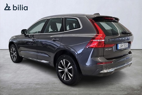 Volvo XC60 2 of 5