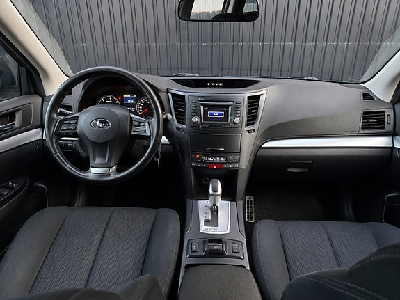 Subaru Outback 3 of 3