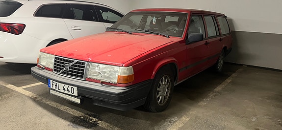 Volvo 940 2 of 5