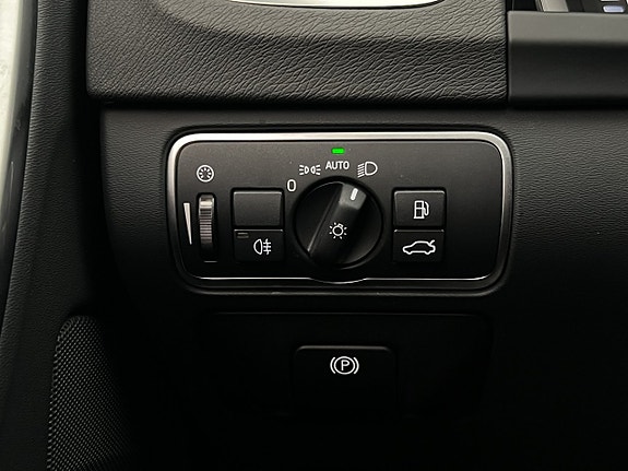 Volvo V60 Cross Country 25 of 29