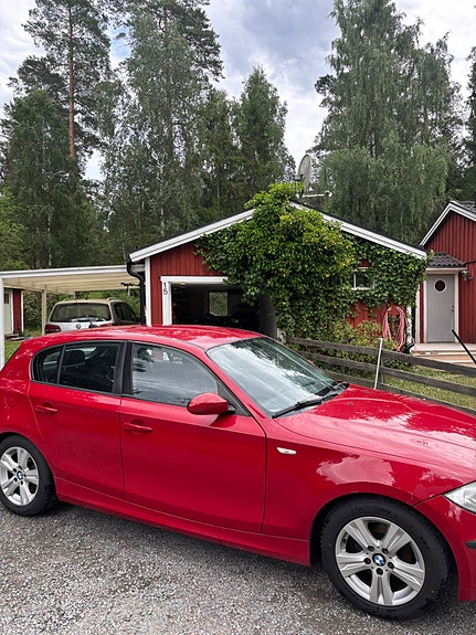 BMW 118d 6 of 8