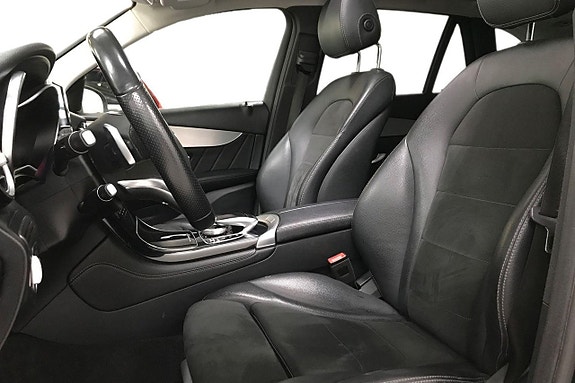 Mercedes-Benz GLC220 d 13 of 30