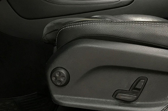 Mercedes-Benz GLC220 d 29 of 30