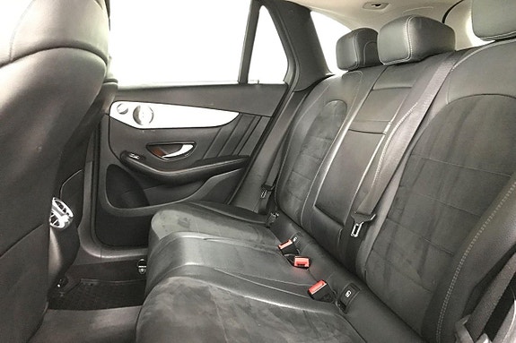 Mercedes-Benz GLC220 d 14 of 30