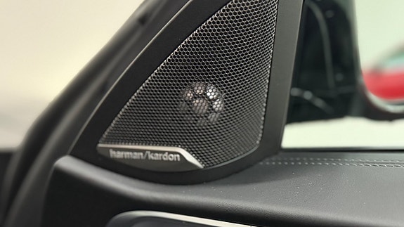 BMW M4 21 of 30