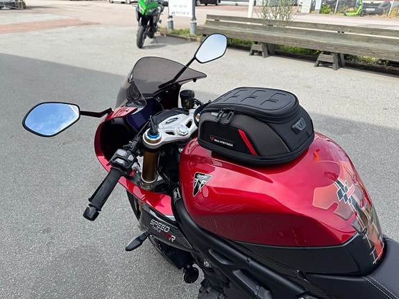 Triumph Speed Triple 1200 RR 7 of 7