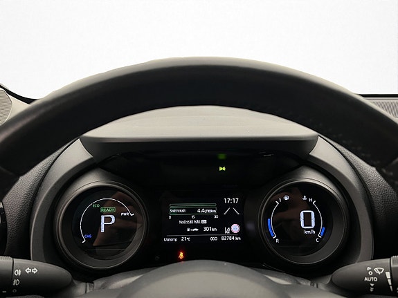 Toyota Yaris 13 of 28