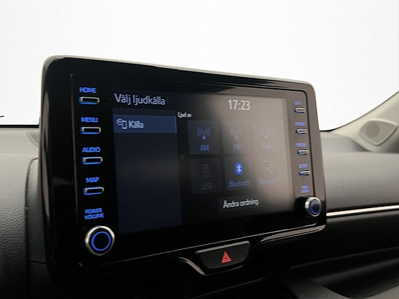 Toyota Yaris 16 of 28