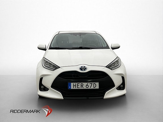 Toyota Yaris 2 of 28