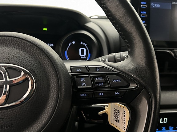 Toyota Yaris 14 of 28