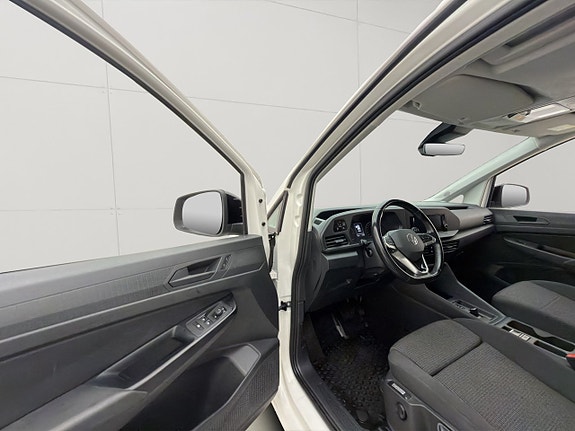 Volkswagen Caddy Maxi 16 of 30
