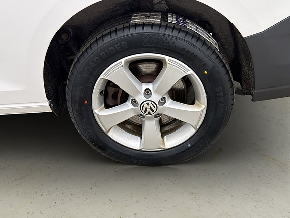 Volkswagen Caddy Maxi 30 of 30