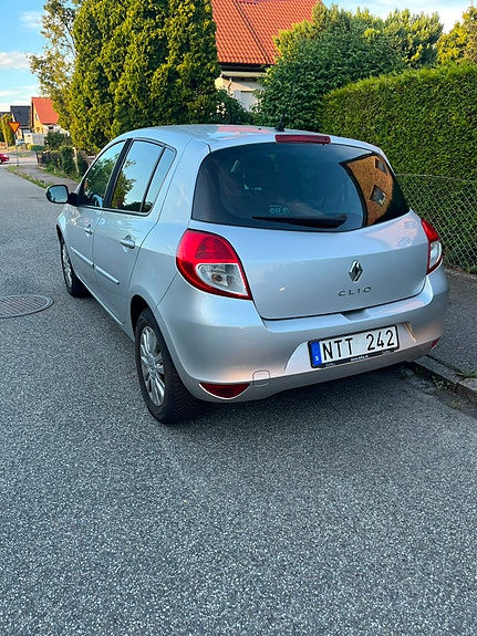 Renault Clio 3 of 5
