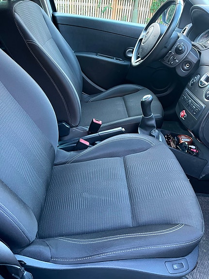 Renault Clio 4 of 5