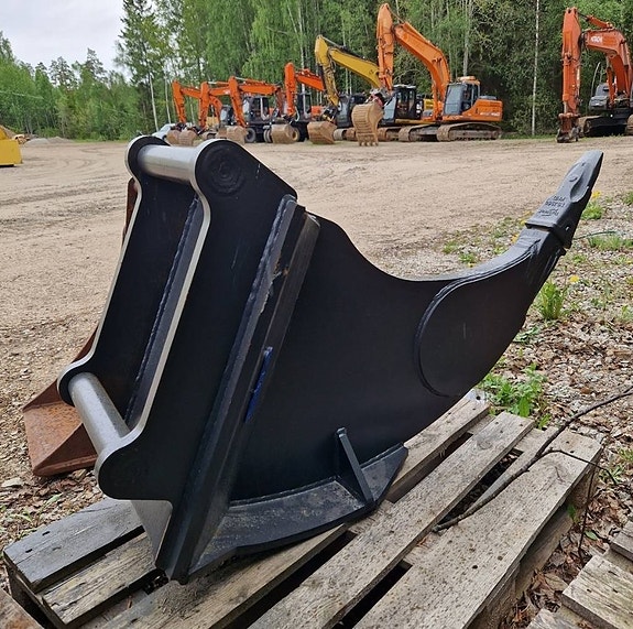SB Tjälrivare S60 3 of 3