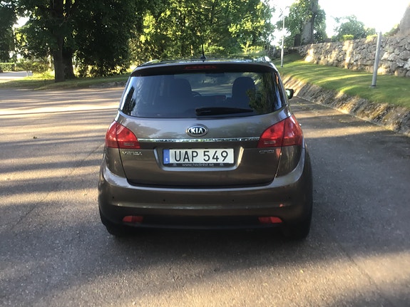 Kia Venga 4 of 5