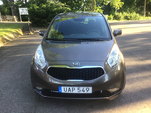 Kia Venga 2 of 5
