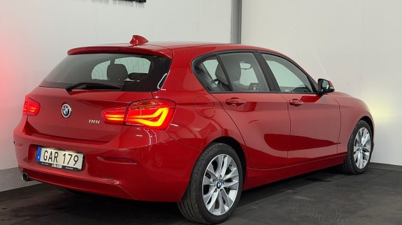BMW 118i 10 of 23