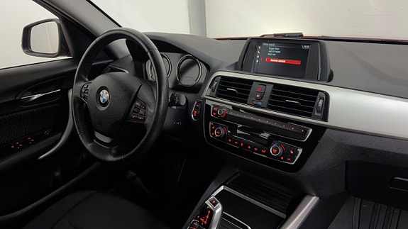 BMW 118i 15 of 23