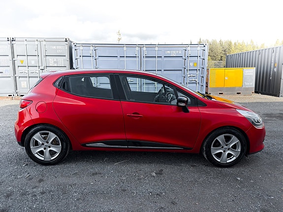 Renault Clio 6 of 16