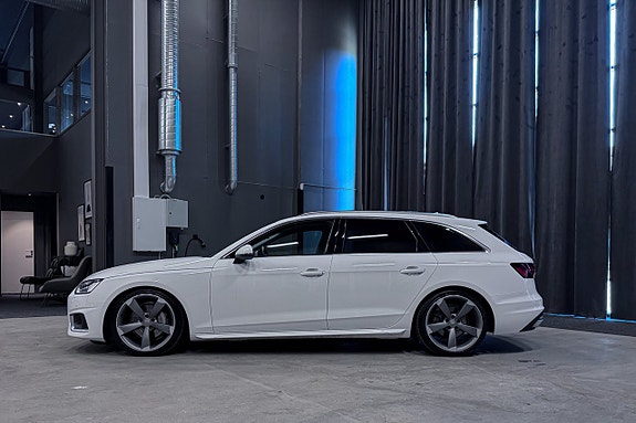 Audi A4 3 of 5