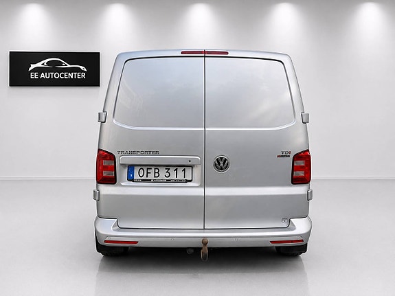 Volkswagen Transporter 4 of 5
