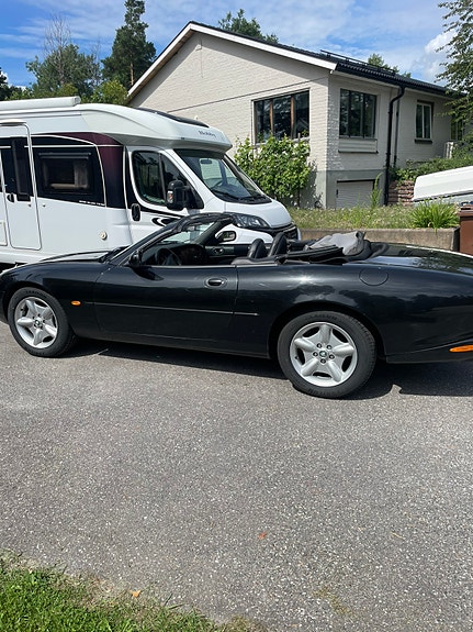 Jaguar XK 3 of 3