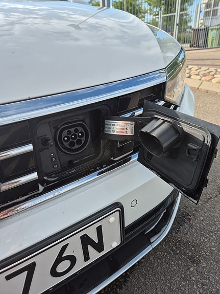 Volkswagen Passat 10 of 17
