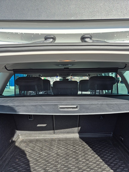 Volkswagen Passat 13 of 17