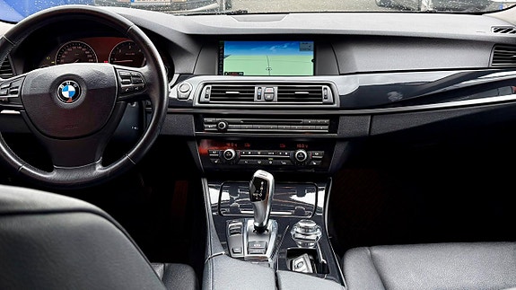 BMW 520d 12 of 18