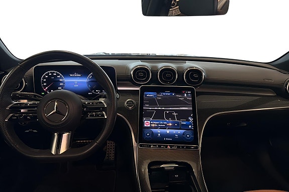 Mercedes-Benz C300 e 4 of 5