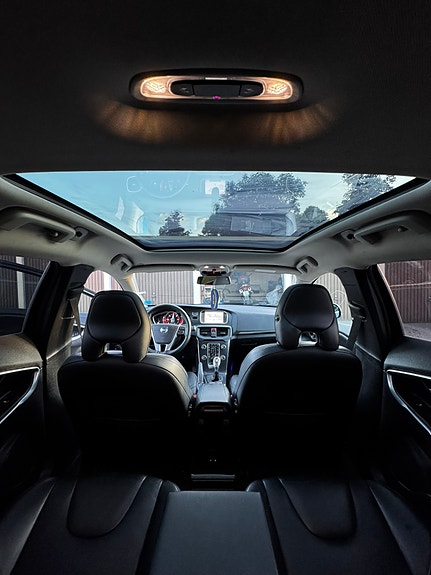 Volvo V40 9 of 10