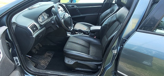 Peugeot 407 8 of 9