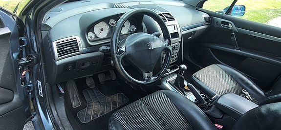 Peugeot 407 7 of 9