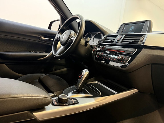 BMW 118d 7 of 11