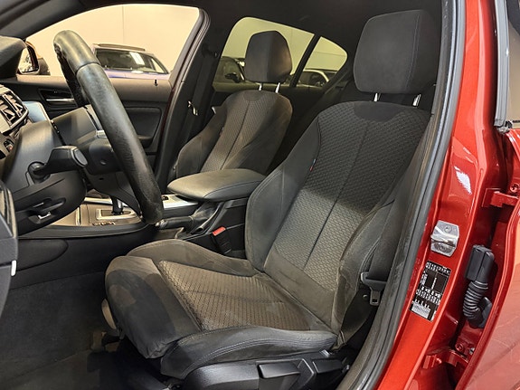 BMW 118d 8 of 11