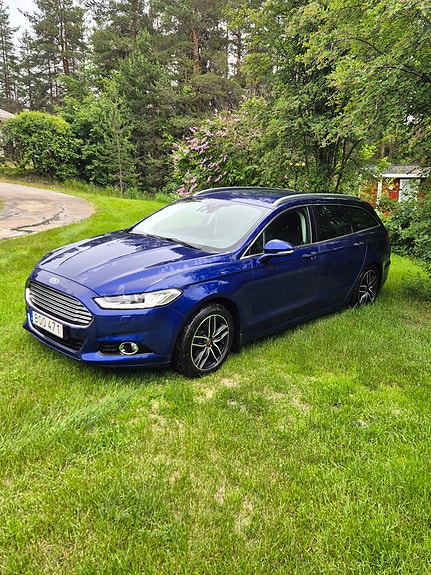 Ford Mondeo 2 of 5
