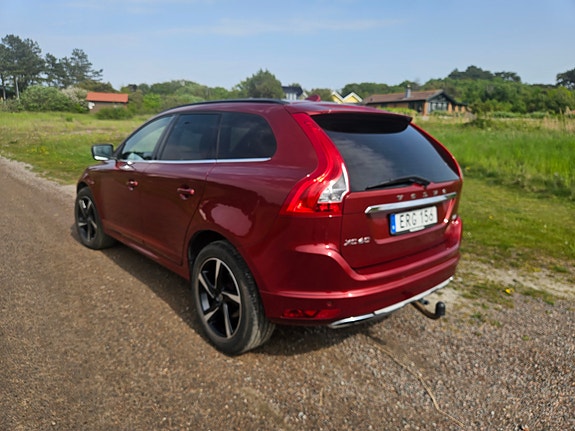 Volvo XC60 3 of 5