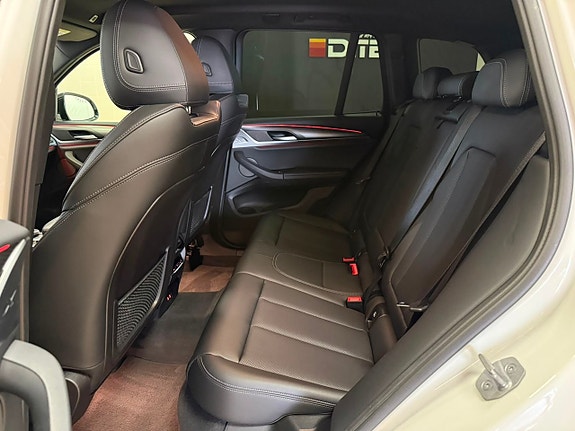 BMW X3 14 of 27