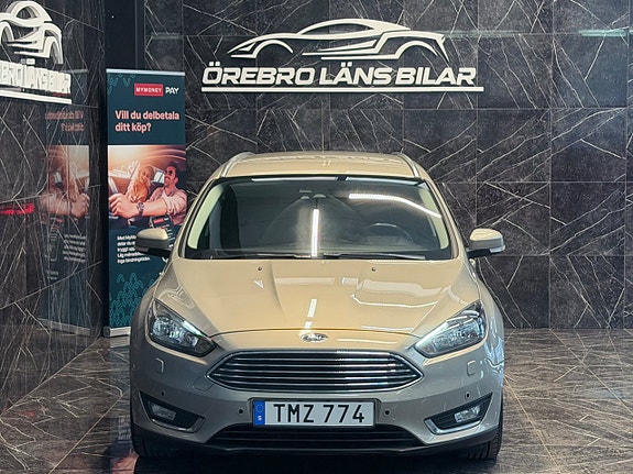 Ford Focus 7 of 19