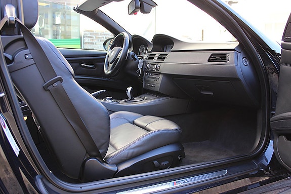 BMW M3 5 of 5