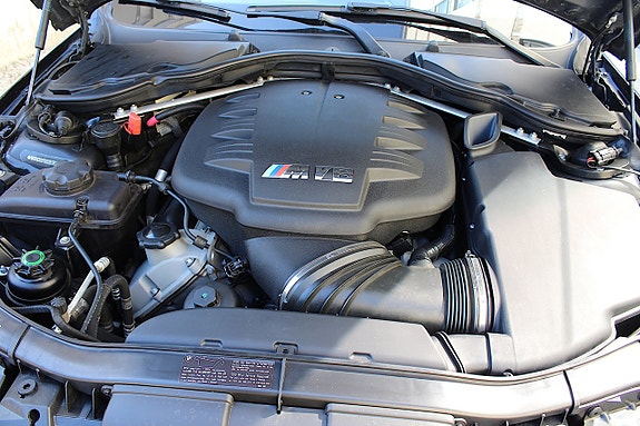 BMW M3 8 of 30