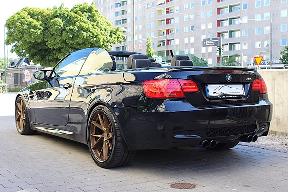 BMW M3 3 of 5