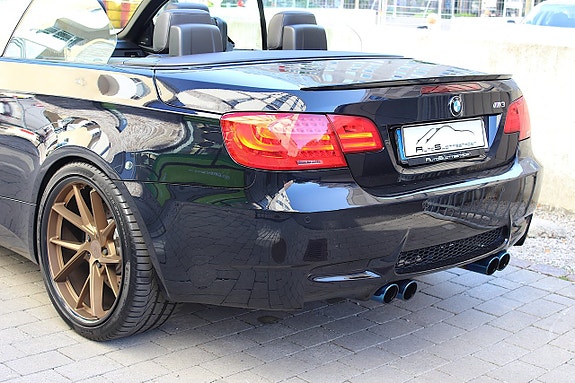 BMW M3 4 of 5