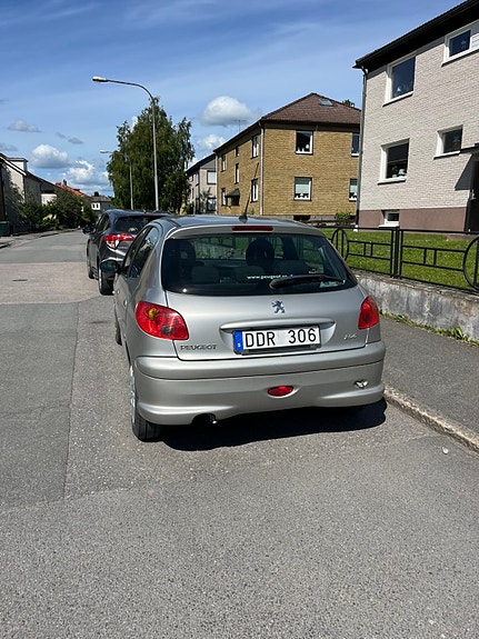 Peugeot 206 3 of 5