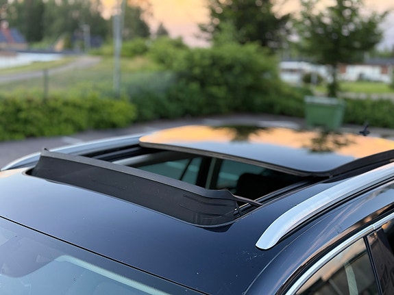 Volkswagen Passat 9 of 24