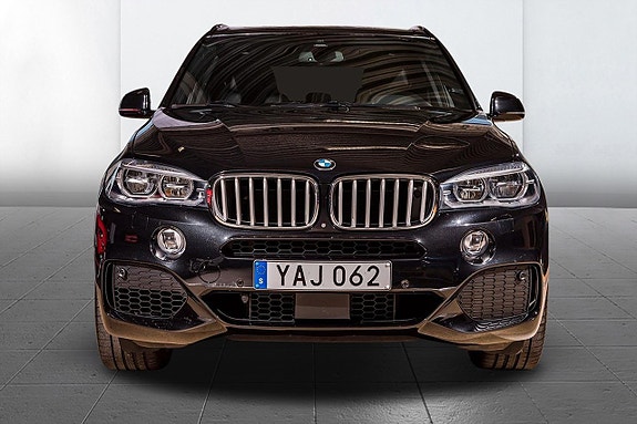 BMW X5 3 of 13