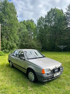 Opel Kadett 4 of 5