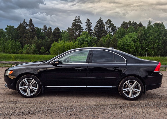 Volvo S80 3 of 14